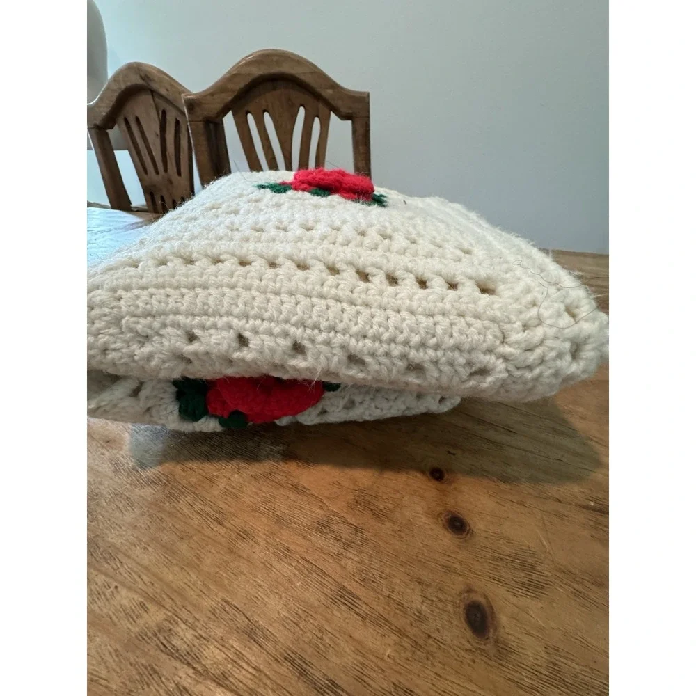 Red Rose 3D Flower Knitted Handmade Granny Square Blanket 38X46